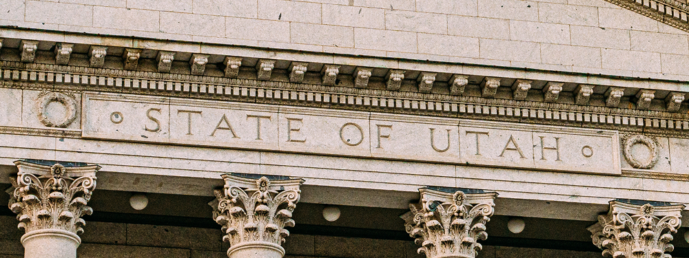 Close up of State of Utah capitol building.